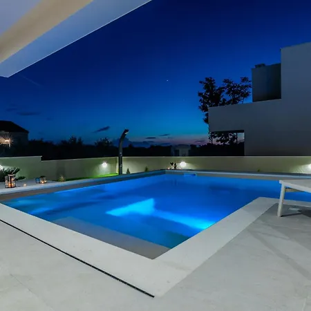 Brand New Orca-premium Luxury With Heated Saltwater Pool Privlaka (Zadar)