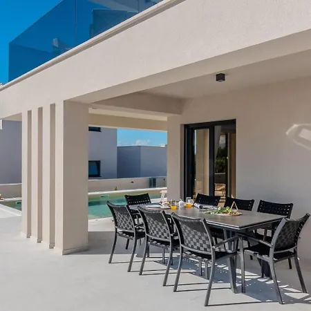 Brand New Orca-premium Luxury With Heated Saltwater Pool Villa Privlaka (Zadar)