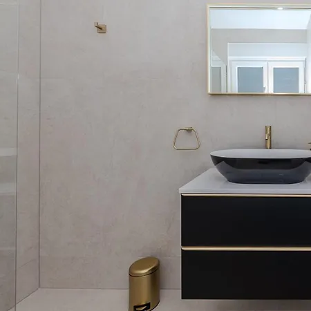 Brand New Orca-premium Luxury With Heated Saltwater Pool *
